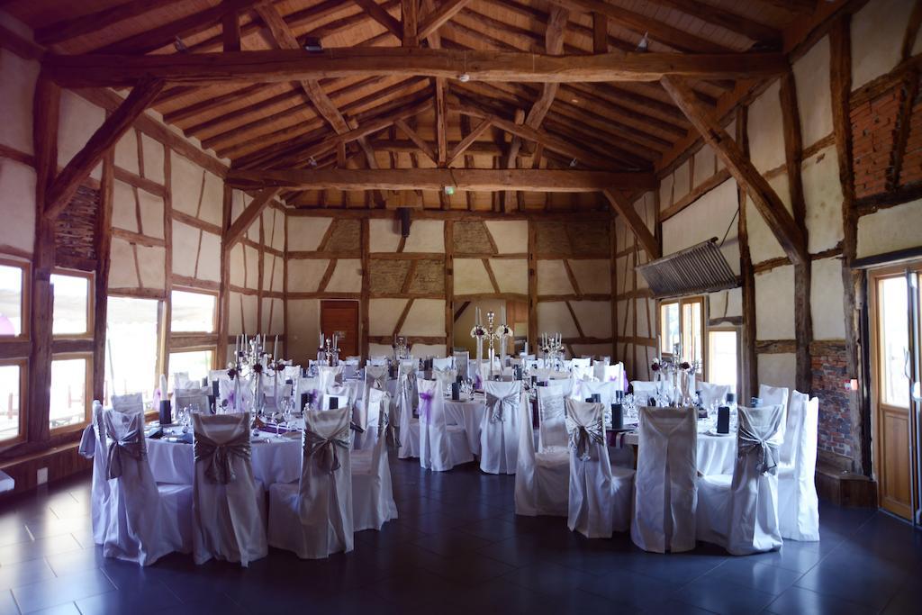 Domaine Des Brouilles Bed and Breakfast Malafretaz Buitenkant foto